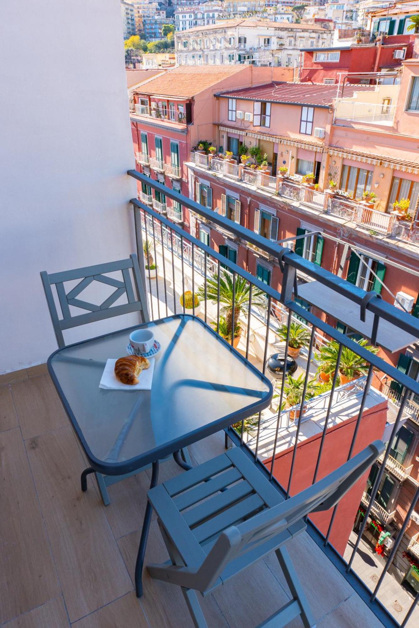 Na Bella Vista Rooftop-B&B Napoli Bagian luar foto