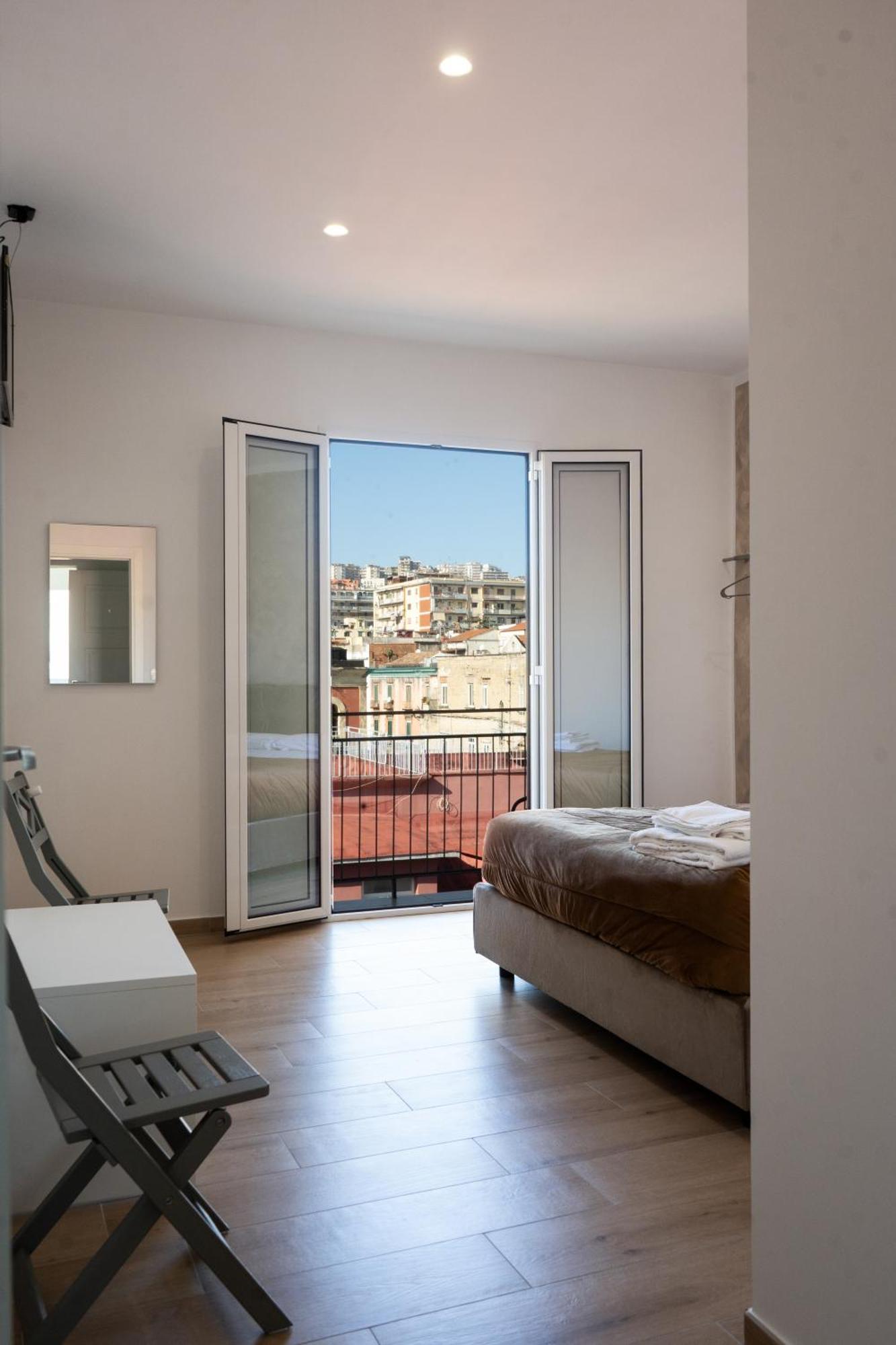 Na Bella Vista Rooftop-B&B Napoli Bagian luar foto
